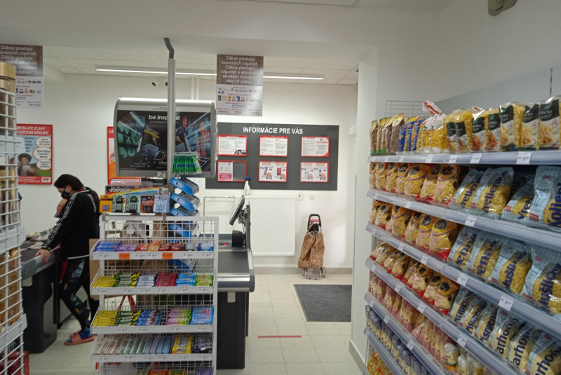 Novinky / Zrekonštruovanú predajňu Coop Jednota v Podhorí opätovne otvorili - foto Novinky / Zrekonštruovanú predajňu Coop Jednota v Podhorí opätovne otvorili - foto
